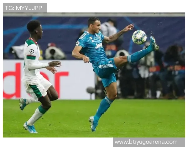 达尼洛重返尤文主场观赛感慨万千未来希望以新身份再回归